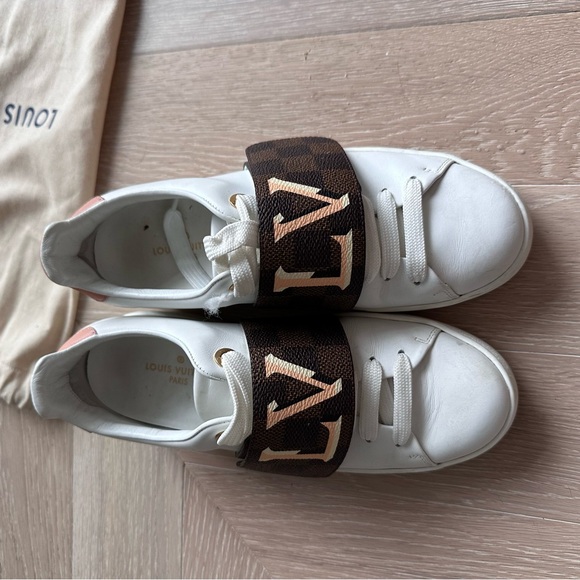 Louis Vuitton Frontrow Calfskin Monogram Sneakers - Picture 16 of 16
